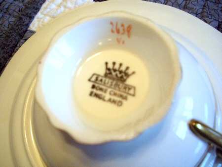 2638 Footed Cup & Saucer Set