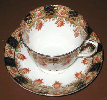 4197 Footed Cup & Saucer Set