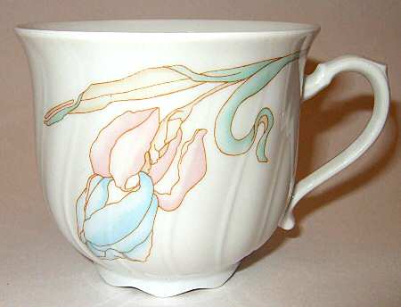 26835 Footed Cup