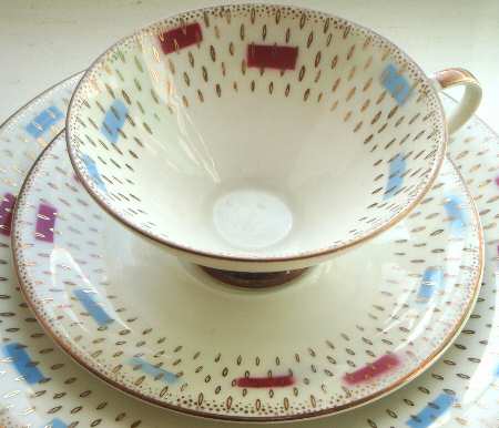 SCG87 Footed Cup & Saucer Set