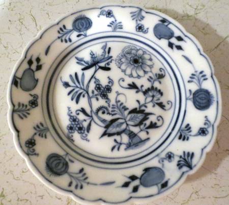 Blue Onion Bread & Butter Plate