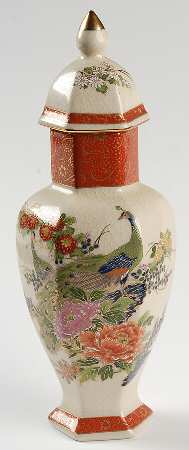SUZ3 Covered Vase