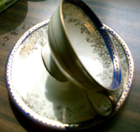 Scg92 Footed Cup & Saucer Set