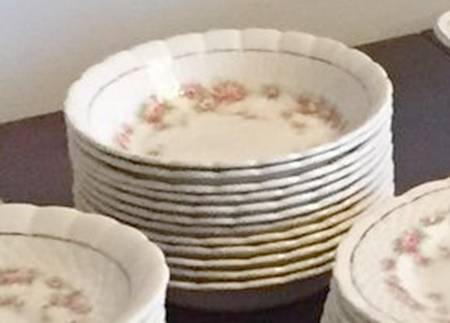Rambler Rose Fruit/Dessert (Sauce) Bowl