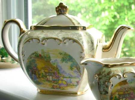 1941W Teapot & Lid