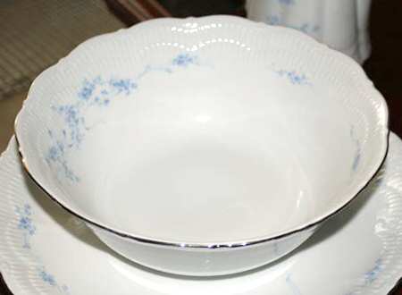 SCG96 9" Round Vegetable Bowl