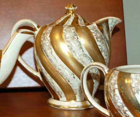 15398b Pitcher & Lid