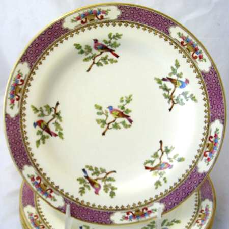R6677 by Spode