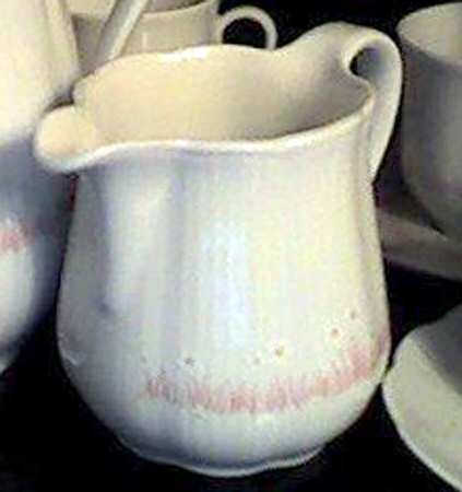 Jasmin Pink White Creamer
