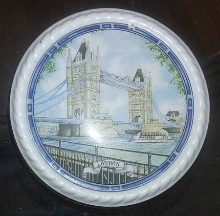 London Heritage Round Box & Lid