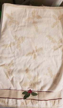 Holly Jolly Cloth Hand Towel