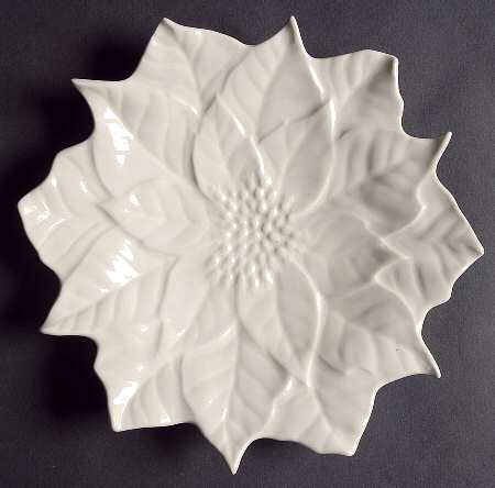 Poinsettia Cream Salad/Dessert Plate
