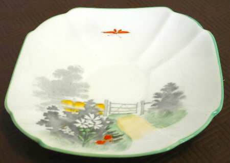 S2121 Saucer