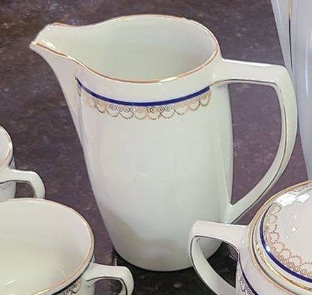 7532-1-2 Creamer