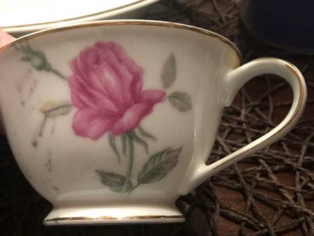 SPR3 Footed Cup