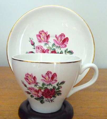 SWI165 Flat Cup & Saucer Set
