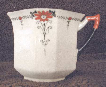 Coral Daisy Flat Cup