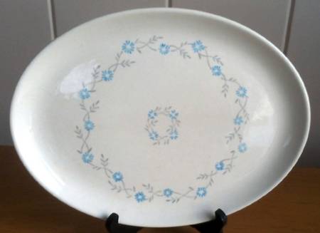 STT378 14" Oval Serving Platter