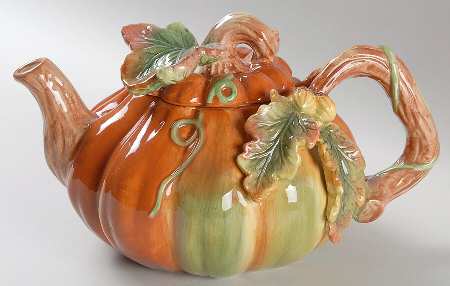 Harvest Figural Collection Teapot & Lid