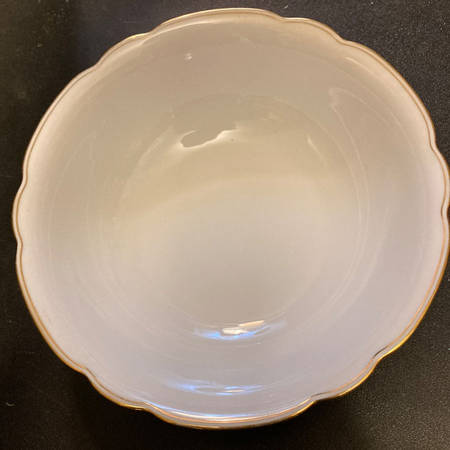 2679 8" Round Vegetable Bowl