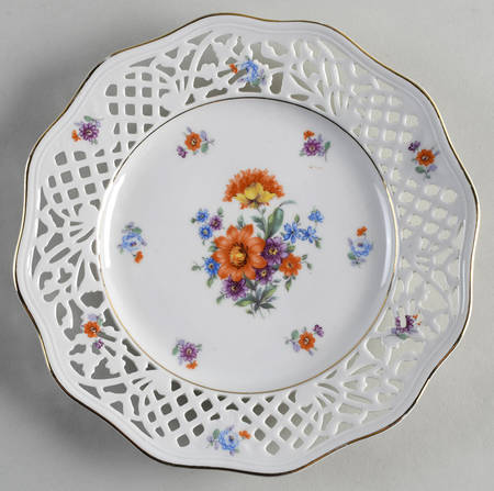 SCH633 Luncheon Plate
