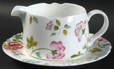 Sophia Gravy Boat & Underplate