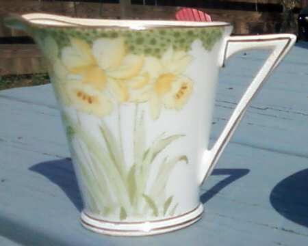Daffodils by Standard China