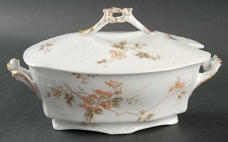 SP210 Sauce Boat & Lid