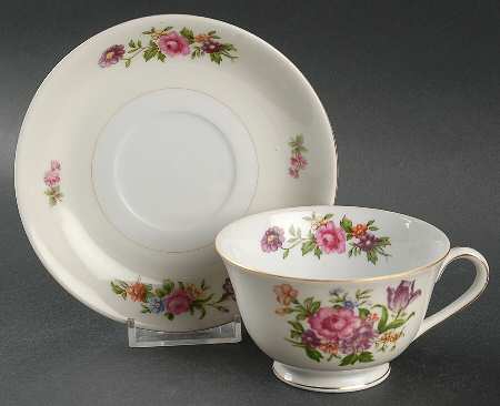 SON112 Footed Cup & Saucer Set