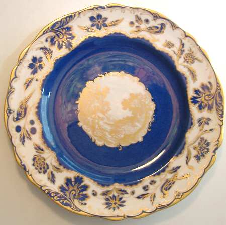 R8889 by Spode