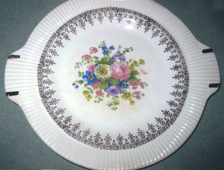 SLM370 Handled Cake Plate