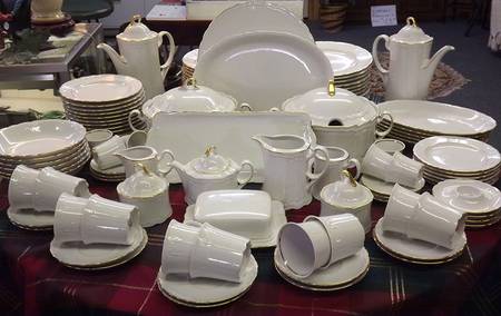 SLT418 14" Oval Serving Platter