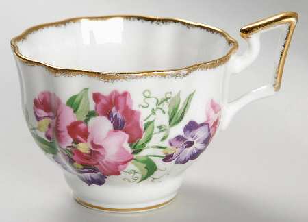 1732A Footed Cup