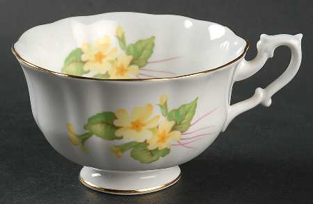 SHE74 Footed Cup