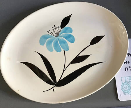 STT401 11" Oval Serving Platter