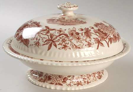 SP607 Brown Footed Round Covered Vegetable