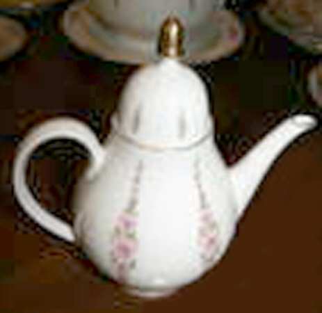 SCR156 Teapot & Lid