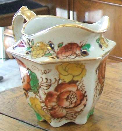 2521 Creamer