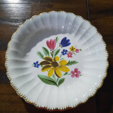 Laguna 8" Round Vegetable Bowl