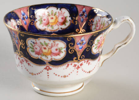 8449 Footed Cup