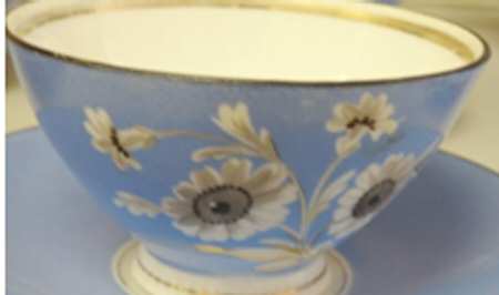 HCZ293 Footed Cup & Saucer Set