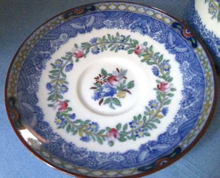 R4746 by Spode