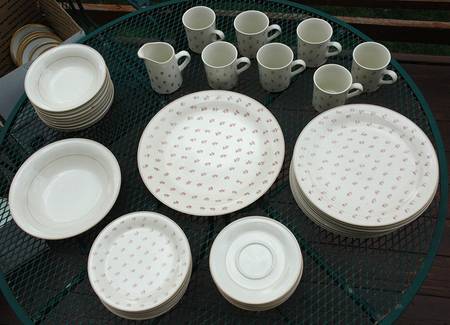 Fleur Taupe Flat Cup & Saucer Set