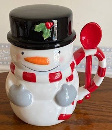 Tree Lot Figural Mug with Lid & Spoon