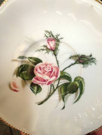Dawn Rose (Scalloped) by Sovereign Potters
