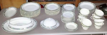 3428 Round Covered Butter