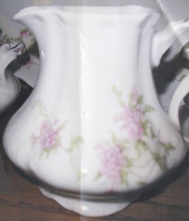 SY1128 Creamer