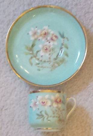Y5627 Flat Demitasse Cup & Saucer Set