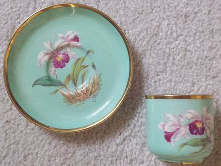 Y5627 Flat Demitasse Cup & Saucer Set