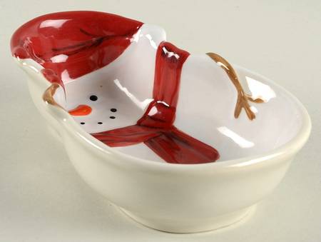 Yuletide Small Figural Nesting Bowl